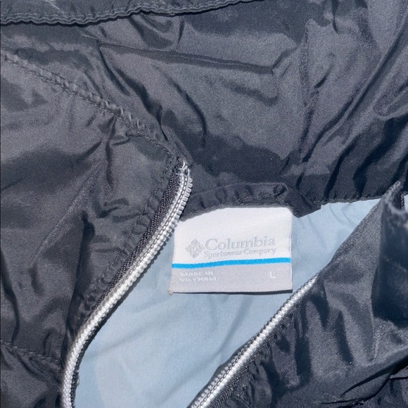 Columbia Dark Hooded Windbreaker - Picture 2 of 3